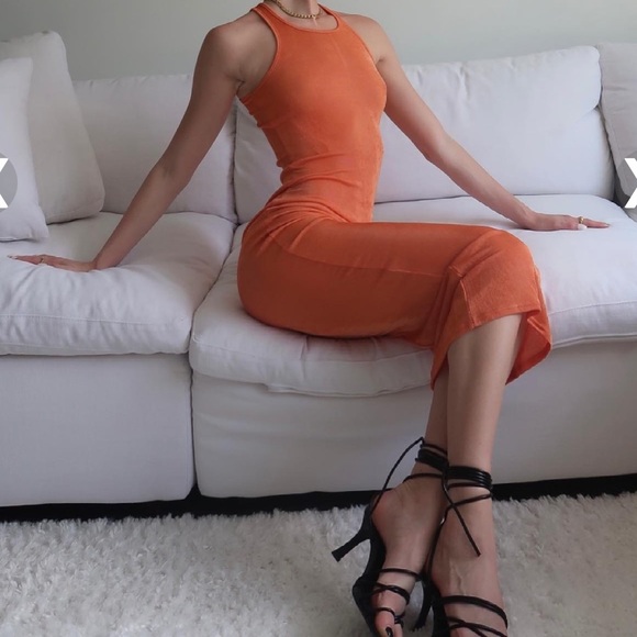 ❌SOLD❌ Polly Everlast Midi Dress - Picture 3 of 4